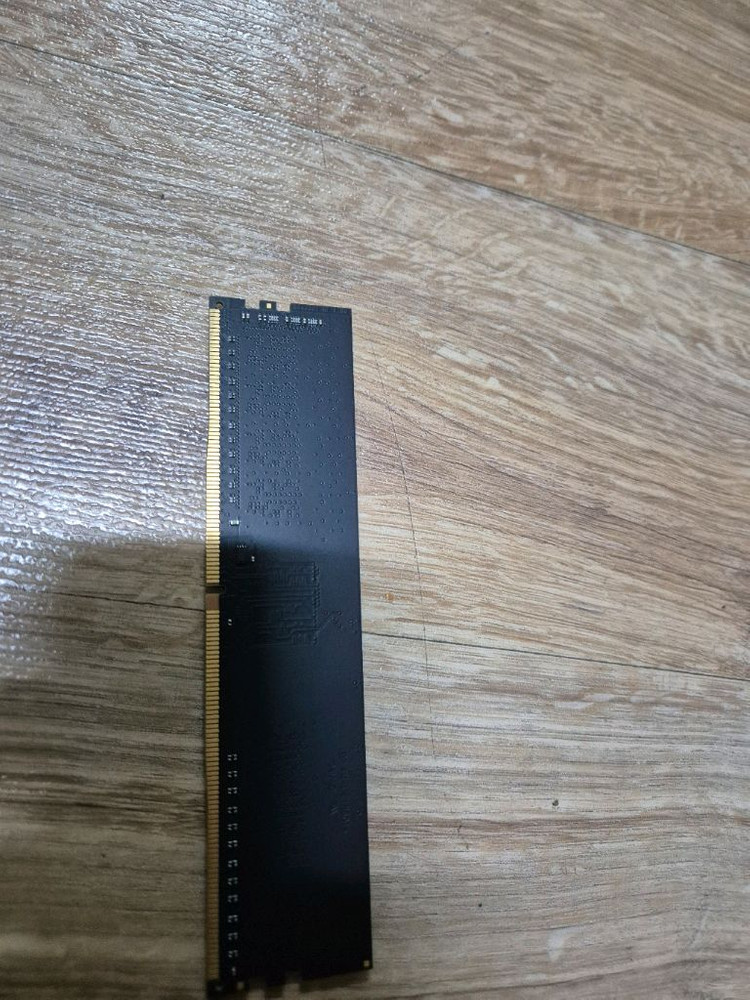 ddr4 8gb 2400mh 팀구룹 이미지