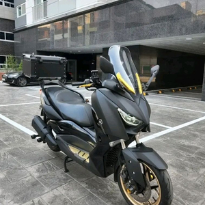 야마하 XMAX300 20년식 알루미늄 탑박스차량 이미지