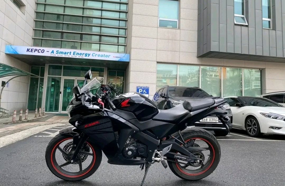 혼다 CBR125 16년식 아크라포빅 구변완료 이미지