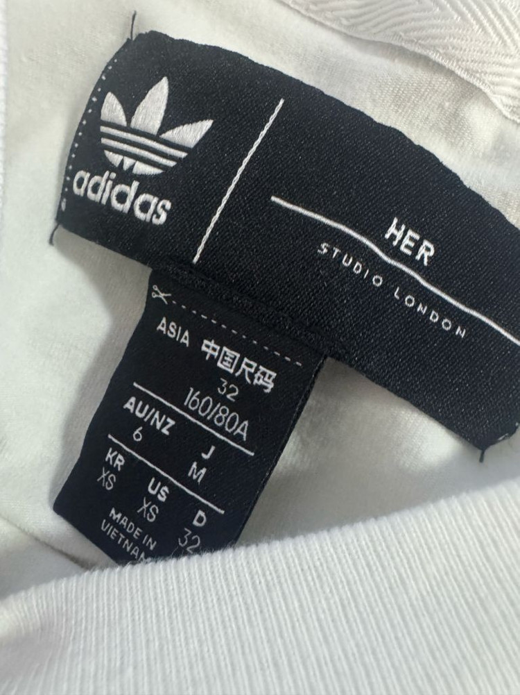 여성 아디다스 X HER Studio London 플라워 반팔 티셔츠 이미지