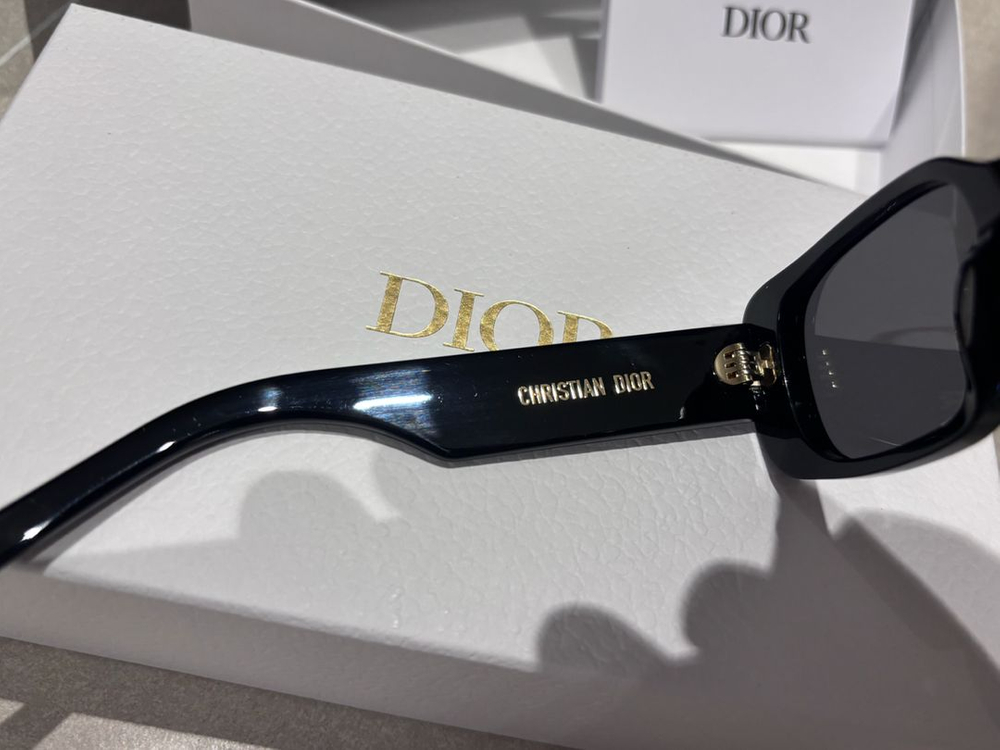 Dior 와일디올 선글라스 S2U (슬기 변도미 착용) 이미지