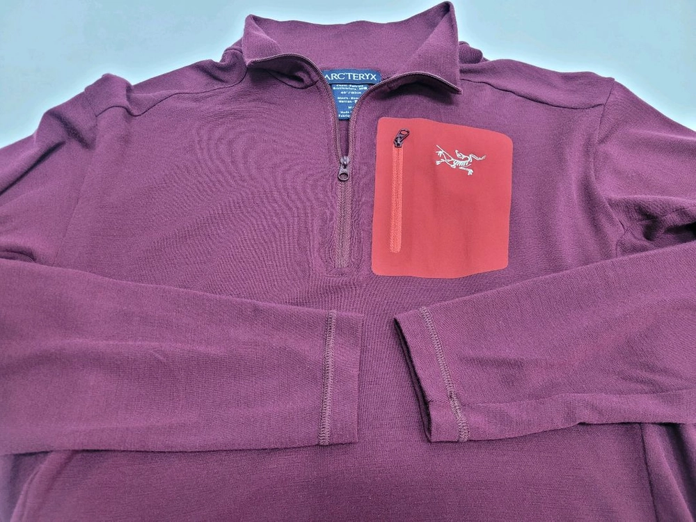 ARCTERYX 아크테릭스 로 LT 집 넥 티셔츠 / 남 M 버건디 이미지