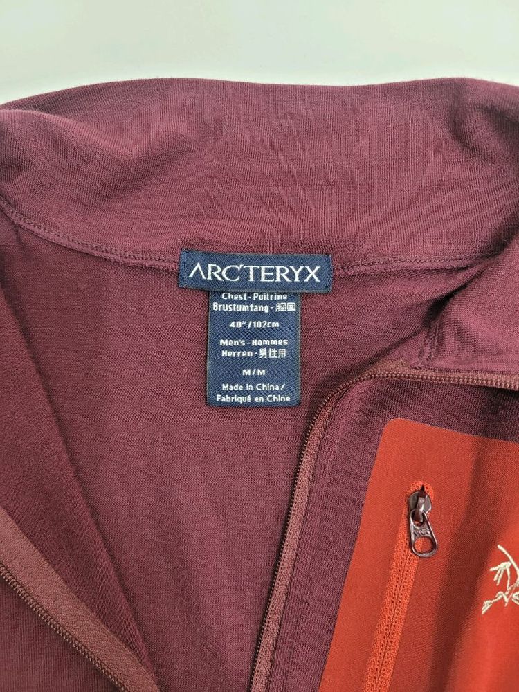 ARCTERYX 아크테릭스 로 LT 집 넥 티셔츠 / 남 M 버건디 이미지
