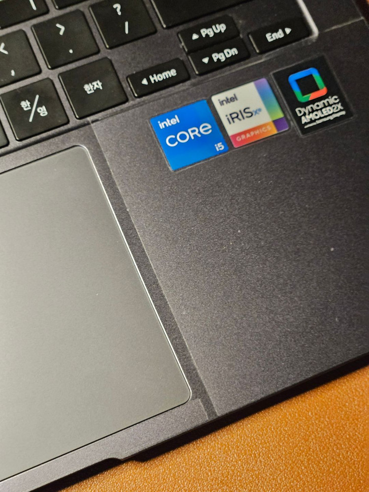 삼성 갤럭시북3 프로 14인치 NT940XFT-A51AG A급 판매합니다 이미지