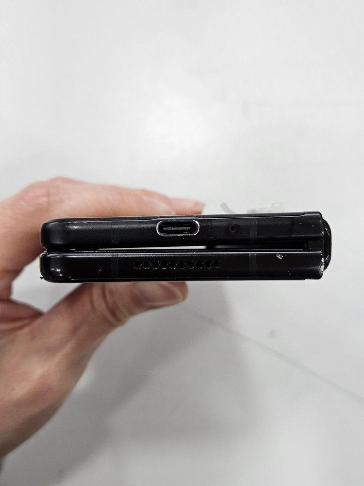 갤럭시Z폴드3 512GB 블랙 이미지