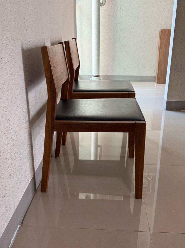 르클레어 leclair 한국가구 식탁 체어 의자 원목 가구 수입명품가구 한국가구 수입 의자 입니다르클레어고급스러운 이미지