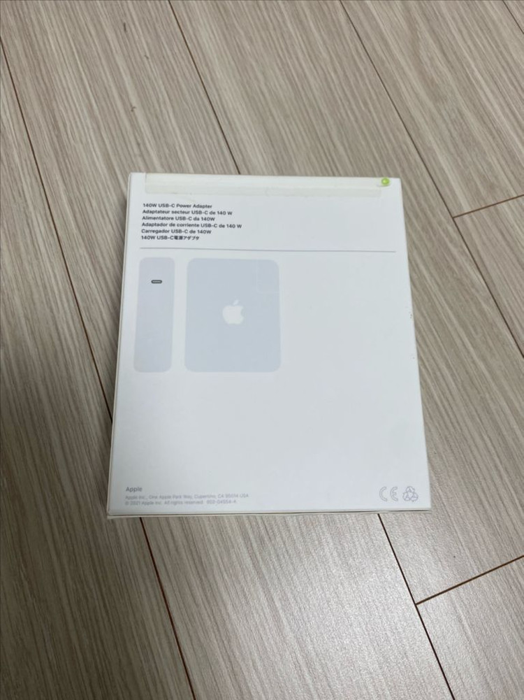 (정품/풀박스) 애플 140W USB-C 전원 어댑터 판매합니다 이미지