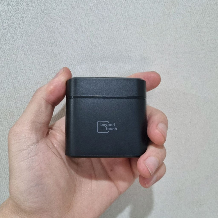 비욘드 무선 핀마이크 택배비포함 1.8만 급처분 이미지