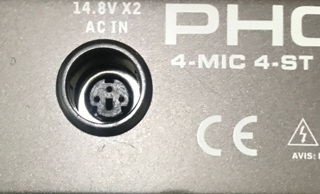 PHONIC AM440D 믹싱 콘솔 이미지