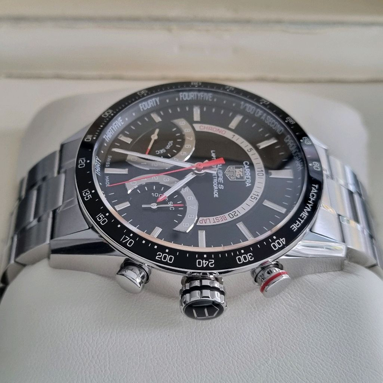 태그호이어 까레라 칼리버 S 랩타이머 쿼츠 43mm CV7A10(공식 오버홀) 이미지