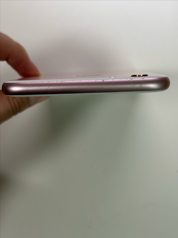 아이폰 6s+ 로즈골드 64GB 이미지