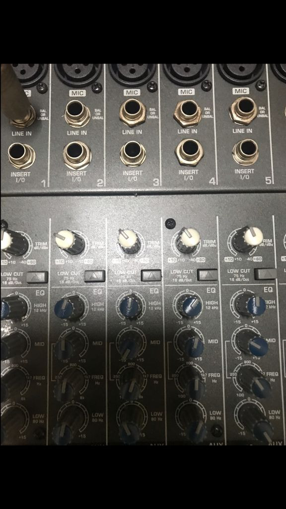 베링거 XENYX2442FX 믹싱 콘솔 이미지