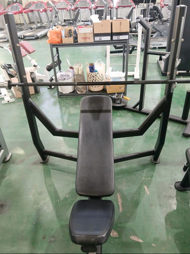 펙덱,인바디370,벤치프레스,인클라인벤치프레스,좌식자전거,원판꽂이,스텝밀,로망체어,레그익스텐션컬 이미지