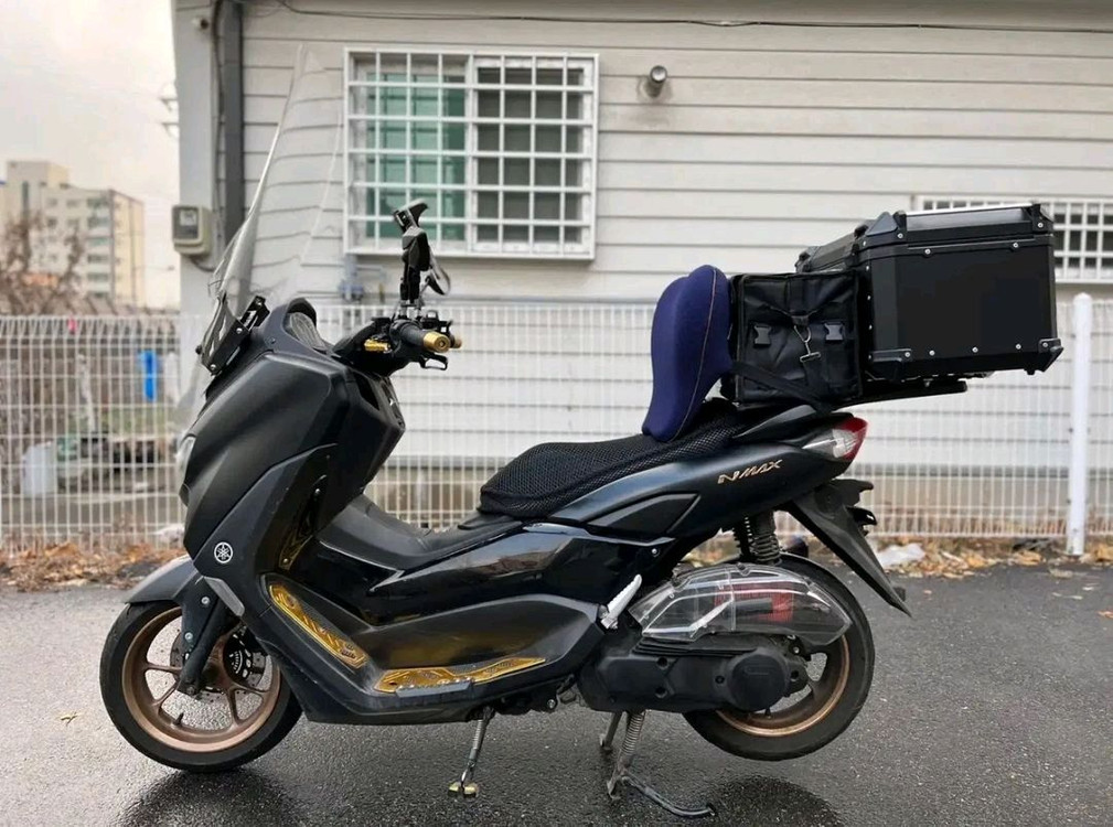 Nmax125 2023년 아크라포빅 구조변경 바이크 판매 이미지