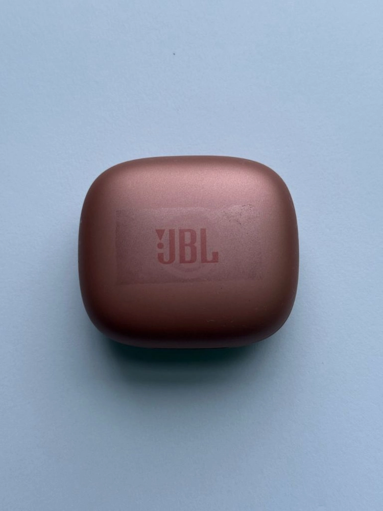 JBL LIVE PRO2 이어폰 이미지
