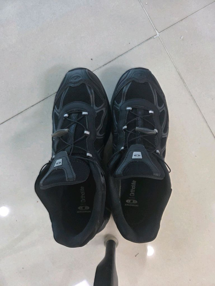 살로몬 XT위스퍼 아스팔트 블랙 이미지