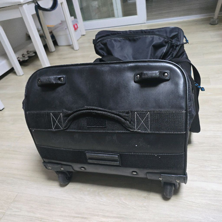 스쿠버프로 캐러반 롤백 이미지