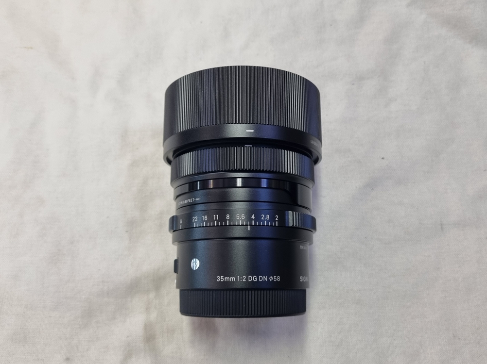 시그마 C 35mm F2 DG DN 소니FE마운트 이미지