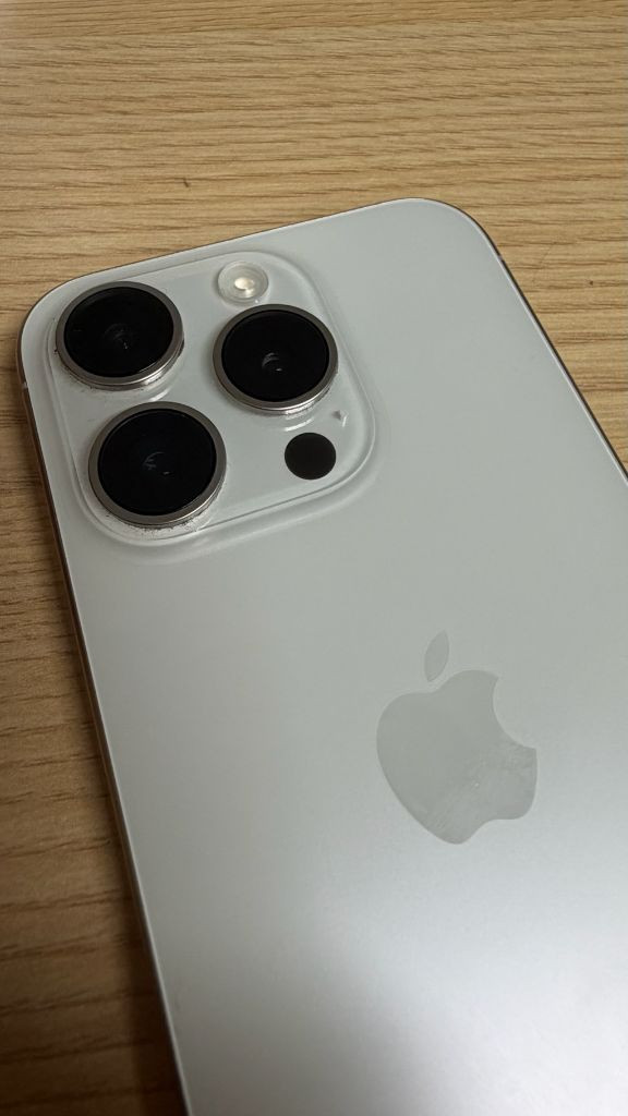 아이폰15프로 티타늄 화이트 256GB 이미지