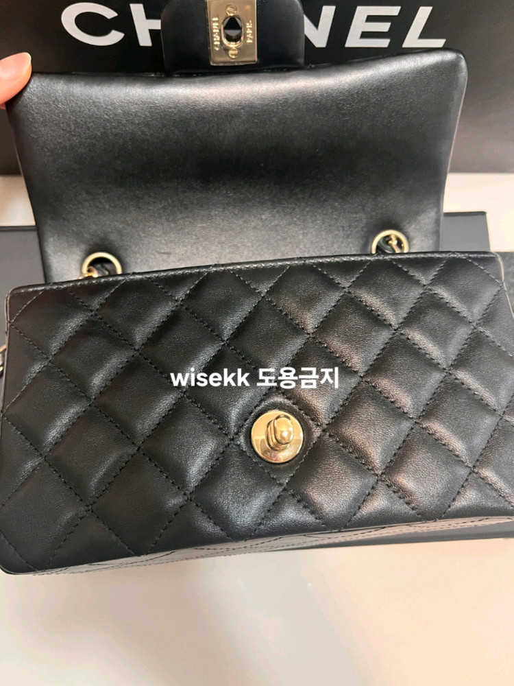 샤넬 뉴미니 블랙 판매 이미지