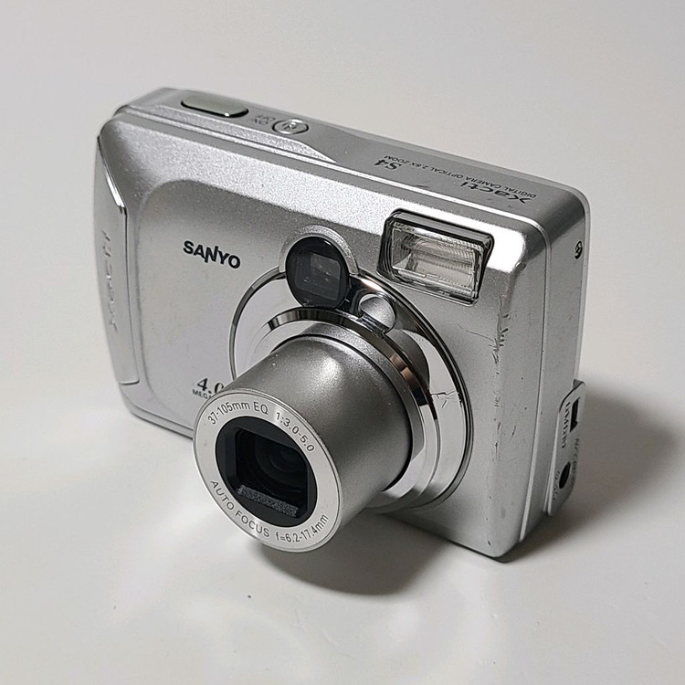 산요 작티 DSC-S4 빈티지 디카 디지털 카메라 이미지