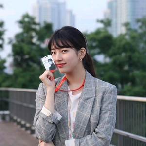 (택채새제품)산드로 여성 린넨 체크 자켓 블레이져 수트 이미지