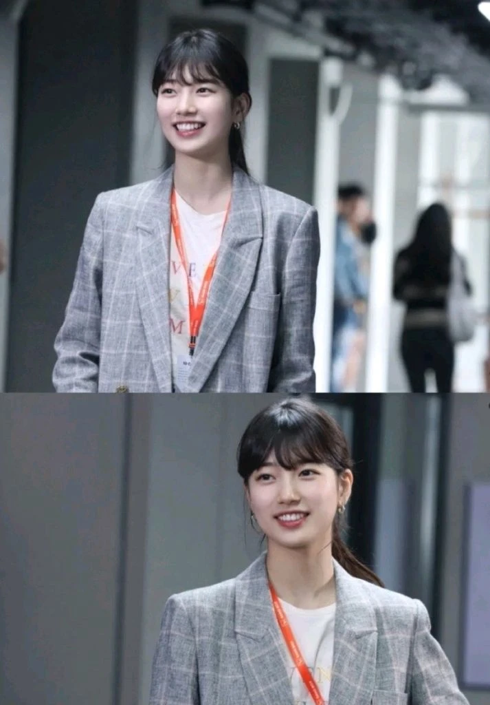 (택채새제품)산드로 여성 린넨 체크 자켓 블레이져 수트 이미지
