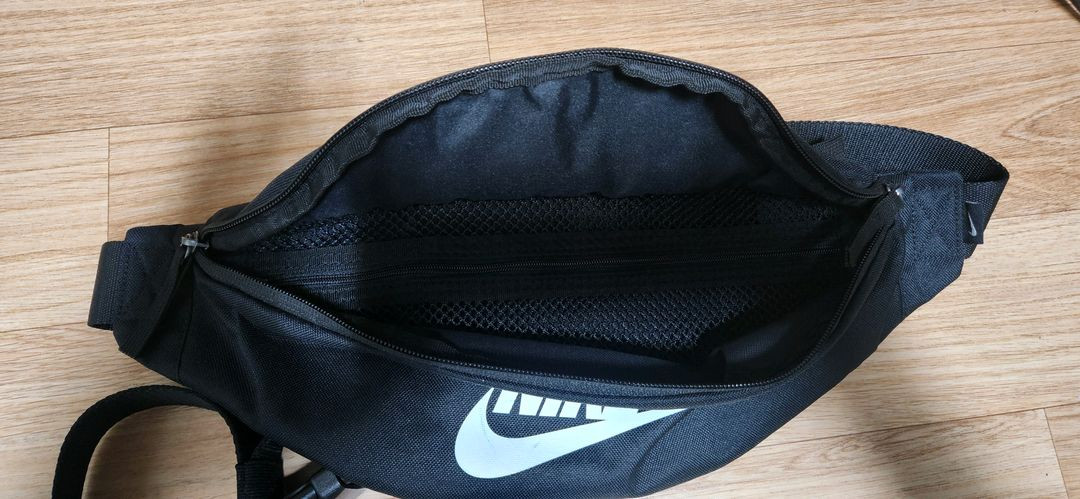 나이키 힙색 팝니다 이미지