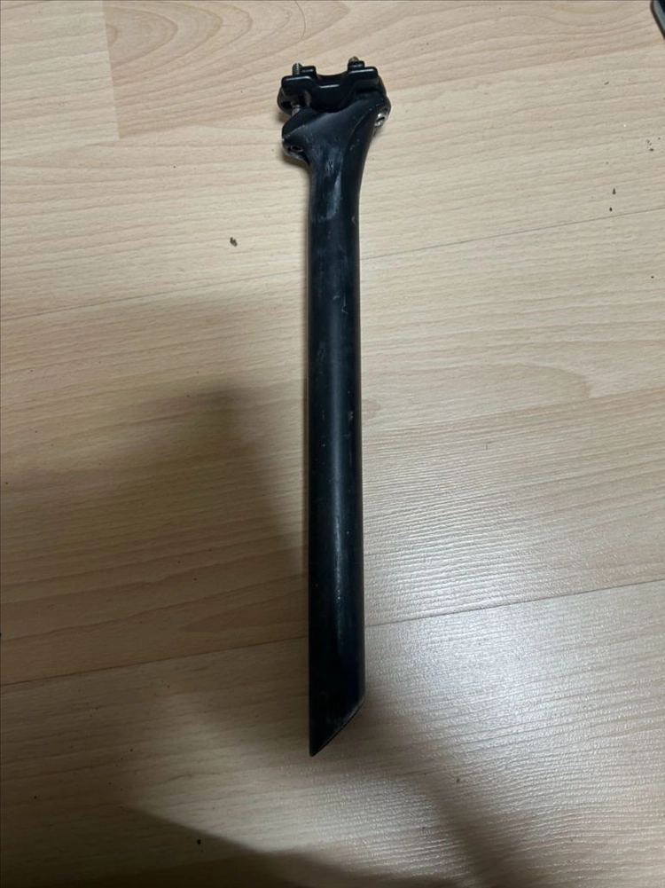 짚서비스코스 싯포스트 급처 이미지
