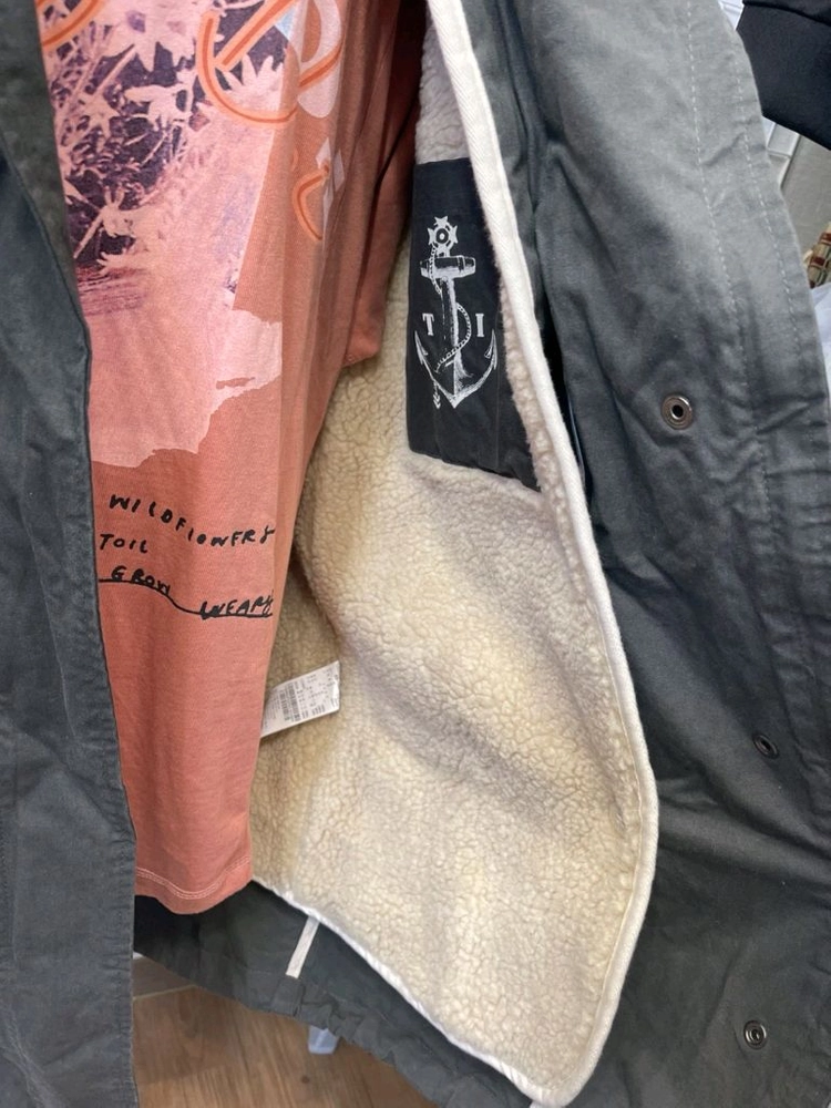 새상품 M 보아털 탈착 야상 점퍼 써스데이아일랜드 다크그레이 이미지