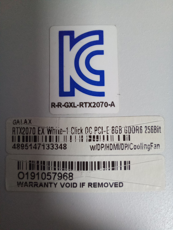 RTX 4060 Ti 8GB, 2070 8GB 와 각종 PC 부품 이미지
