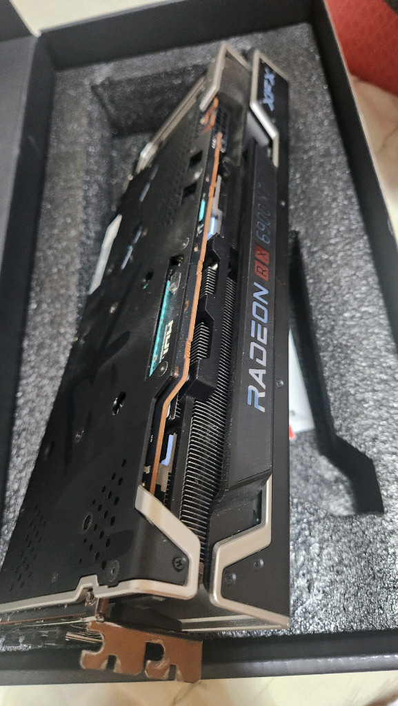 XFX RX 6900XT 16G MERC 이미지