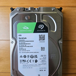 씨게이트 seagate 하드디스크 HDD 8TB 바라쿠다 8테라 팝니다 이미지