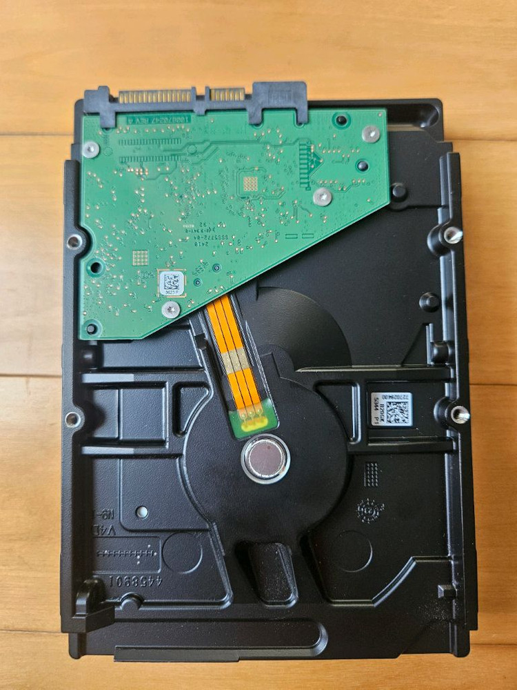 씨게이트 seagate 하드디스크 HDD 8TB 바라쿠다 8테라 팝니다 이미지