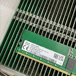 하이닉스 DDR5 32GB 메모리 RDIMM 서버 램 이미지