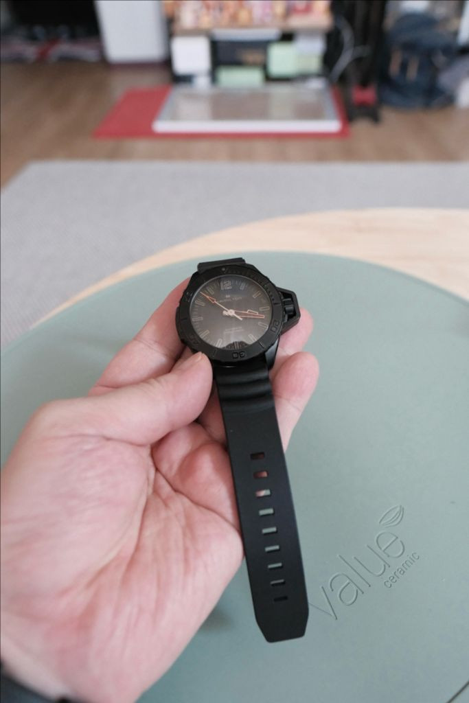 해밀턴 카키 네이비 프로그맨 46mm 올블랙 판매합니다 이미지