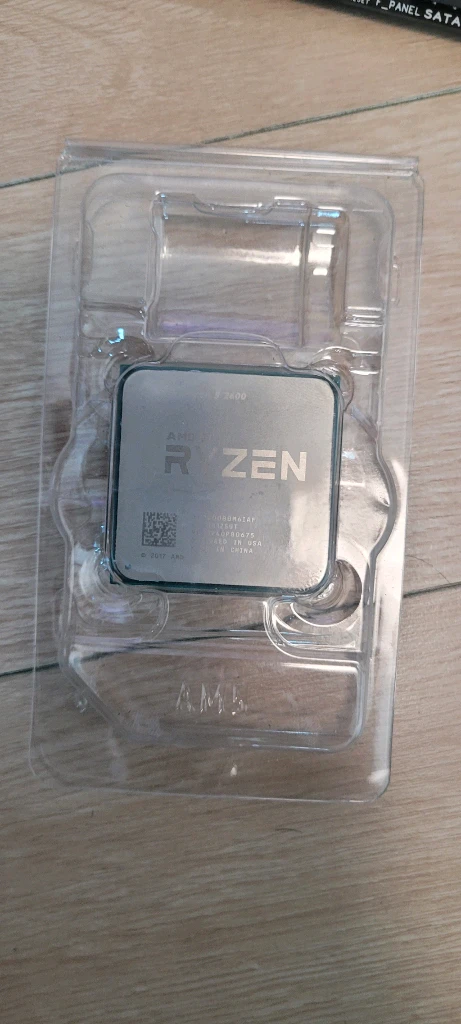 라이젠 CPU 2600 이미지