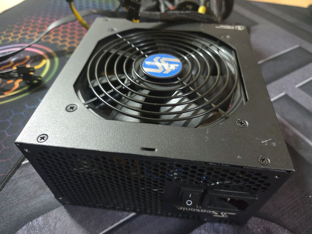 시소닉 620w 모듈 브론즈 파워서플라이 이미지