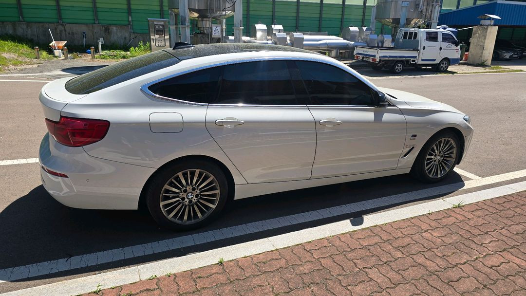 F34 3GT 2017년 럭셔리 풀옵 개인판매 이미지