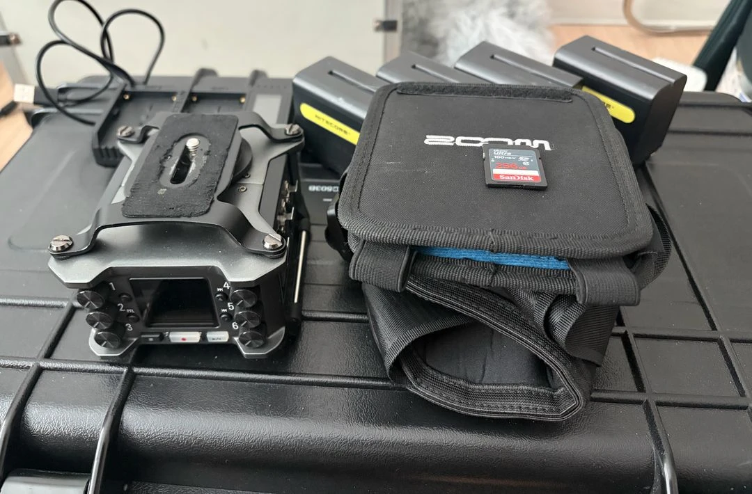 동시녹음 장비팝니다 ( zoom f6 , sanken cs m1 , k-tek 붐폴, rycote ) - 안심되는 중고거래
