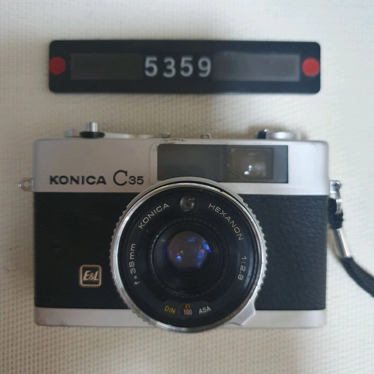 코니카 C 35 E&L 필름카메라 이미지