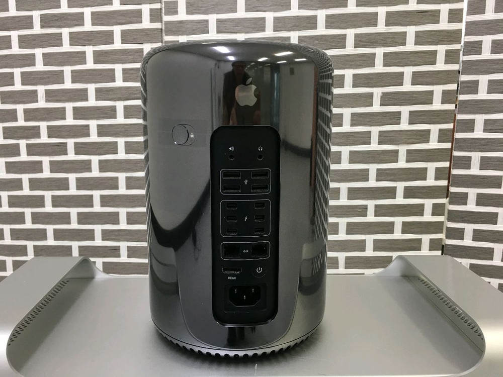 애플 맥 프로 본체(Mac Pro)본체 이미지