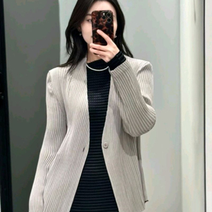새상품)이세이미야케 해칭 노카라 자켓(그레이,1사이즈) 이미지