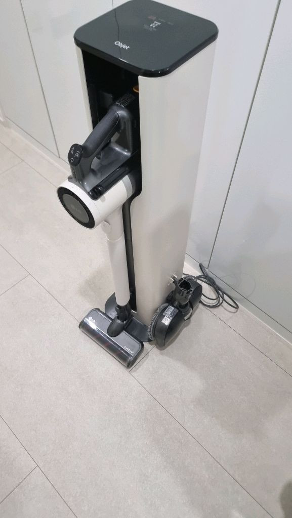 LG오브제 무선청소기 풀세트 판매합니다 이미지