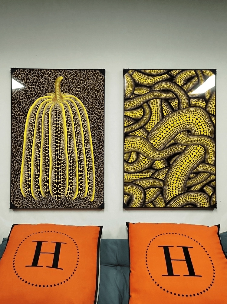 그림 액자 팝아트 인테리어소품 땡땡이무늬 그림액자 추상화 모던아트 유니크한 대형 거실 쿠사마야요이 인테리어 벽장식 이미지