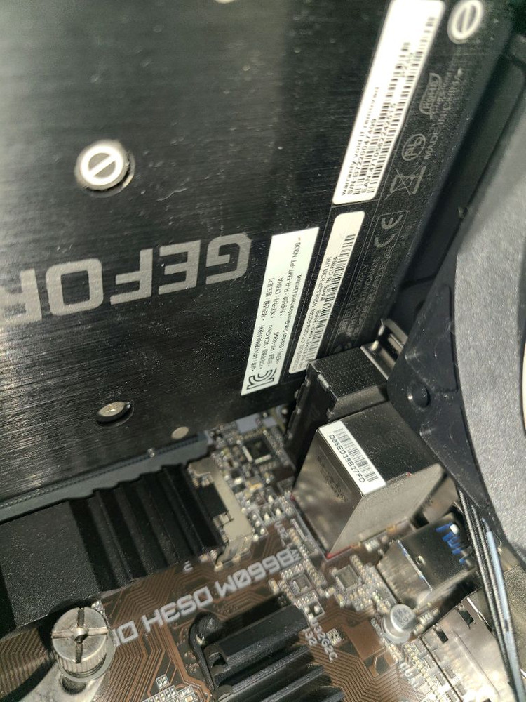 이엠텍 RTX3060 12G 팬에서 소리남 이미지
