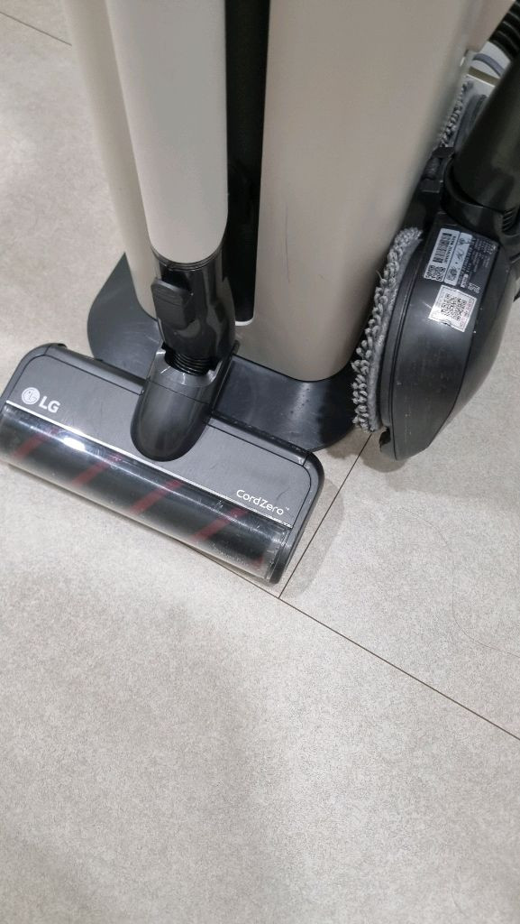 LG 오브제 무선청소기 풀세트 판매합니다. 이미지