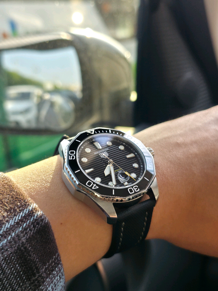 태그호이어 구형 아쿠아레이서 43mm 이미지