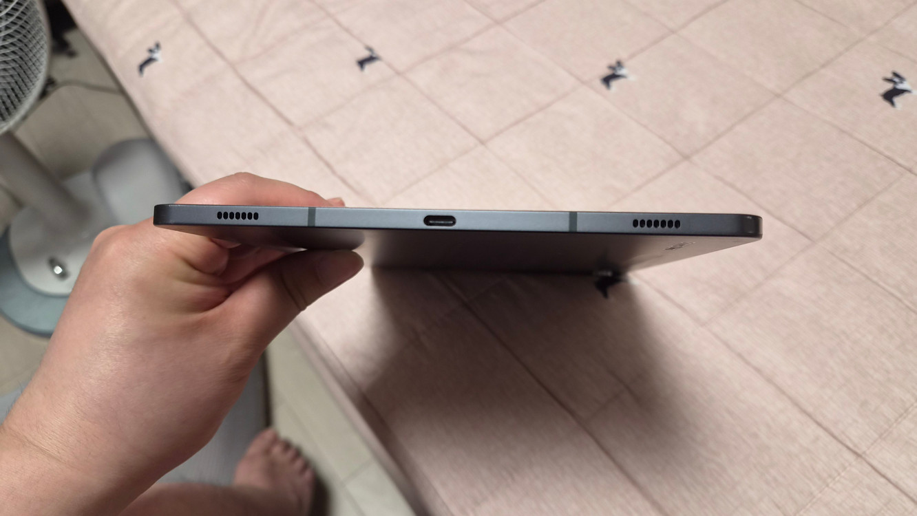 갤럭시탭S9 WIFI 256GB, 12GB RAM 중고 판매합니다. 이미지