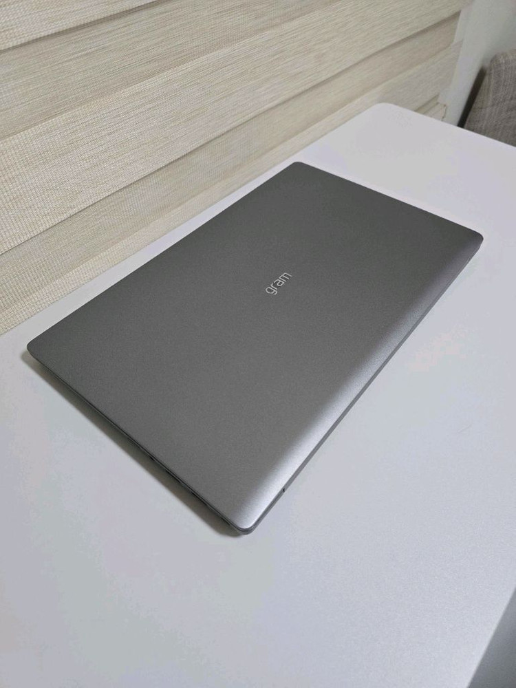 깨끗한 15인치 초경량 LG 그램 노트북 팔아봅니다 이미지